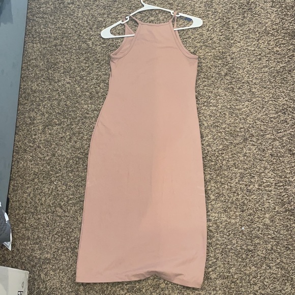 Sleeveless dress - Picture 2 of 3